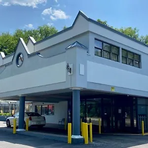 ** Hotel Days By Wyndham United States