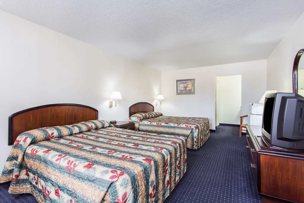 Knights Inn Virginia Beach Lynnhaven 2*,  United States